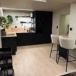 アパート Luxe Two-bedroom *